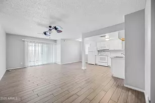 3445 E Earll Dr, Phoenix, AZ 85018 - Photo 4