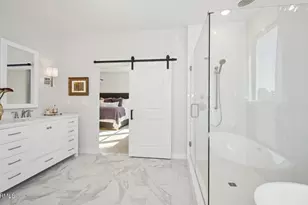 8038 W Royal Palm Rd, Peoria, AZ 85345 - Photo 30