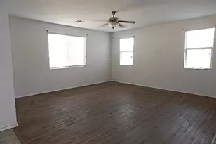 15734 W Laurel Ln, Surprise, AZ 85379 - Photo 4