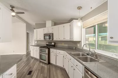 11275 N 99th Avenue #118, Peoria, AZ 85345 - Photo 8