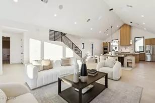 6330 N 10th Dr, Phoenix, AZ 85013 - Photo 4