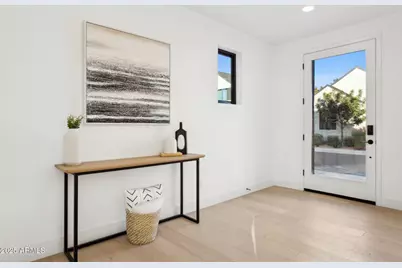 6330 N 10th Drive, Phoenix, AZ 85013 - Photo 6