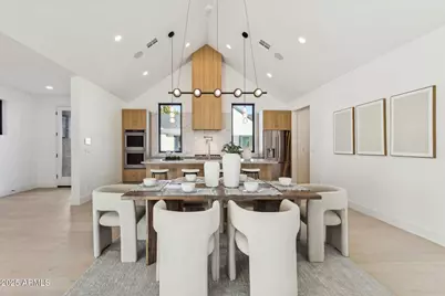 6330 N 10th Drive, Phoenix, AZ 85013 - Photo 10