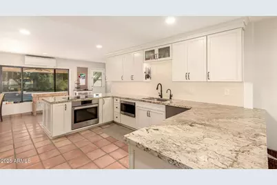 6739 E Hearn Road, Scottsdale, AZ 85254 - Photo 10