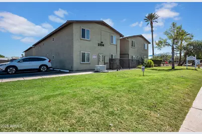 2234 W Hazelwood Street, Phoenix, AZ 85015 - Photo 1