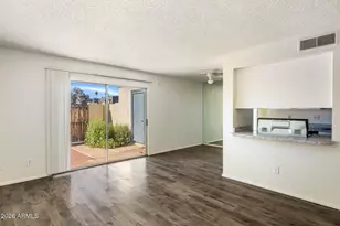 8112 N 32nd Dr, Phoenix, AZ 85051 - Photo 2