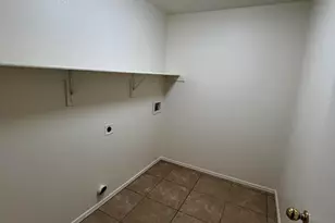 7812 W Solano Dr N, Glendale, AZ 85303 - Photo 26