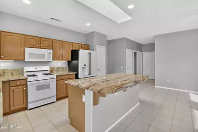 13025 W Meeker Boulevard, Sun City West, AZ 85375 - Photo 26