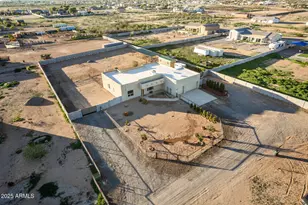 27722 N 220th Dr, Wittmann, AZ 85361 - Photo 42