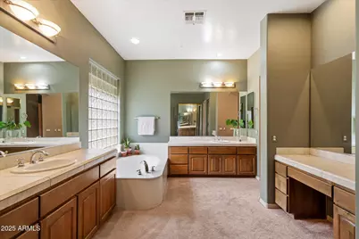 11251 E Cimarron Drive, Scottsdale, AZ 85262 - Photo 8