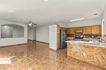 11185 W Coronado Road, Avondale, AZ 85392 - Photo 24