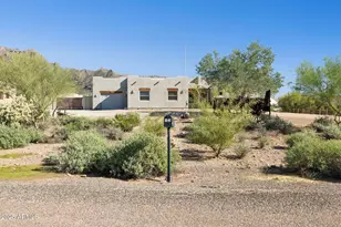 103 S Sixshooter Road S, Apache Junction, AZ 85119 - Photo 4