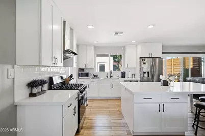 3002 E Mitchell Drive, Phoenix, AZ 85016 - Photo 10