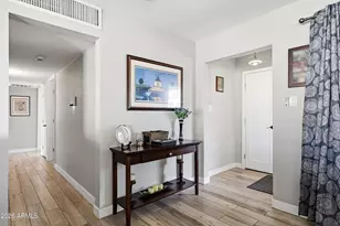 3002 E Mitchell Dr, Phoenix, AZ 85016 - Photo 6