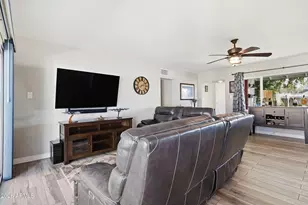 3002 E Mitchell Dr, Phoenix, AZ 85016 - Photo 16