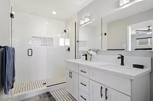 3002 E Mitchell Dr, Phoenix, AZ 85016 - Photo 24