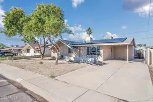 2142 W Paradise Dr, Phoenix, AZ 85029 - Photo 2