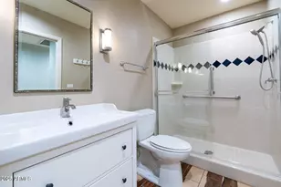 1615 Palmcroft Way SE, Phoenix, AZ 85007 - Photo 16