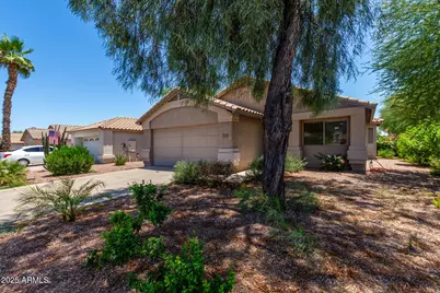 13861 W Elm Street, Surprise, AZ 85374 - Photo 4