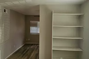 1551 E Christy Dr, Phoenix, AZ 85020 - Photo 6