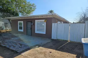 725 W Southgate Ave, Phoenix, AZ 85041 - Photo 2