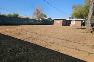 725 W Southgate Ave, Phoenix, AZ 85041 - Photo 16