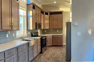 48983 N 5th Ave N, New River, AZ 85087 - Photo 16