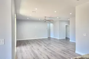 13564 S Durango Rd, Arizona City, AZ 85123 - Photo 22