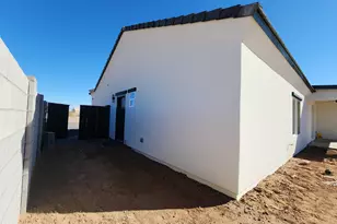 13564 S Durango Rd, Arizona City, AZ 85123 - Photo 12