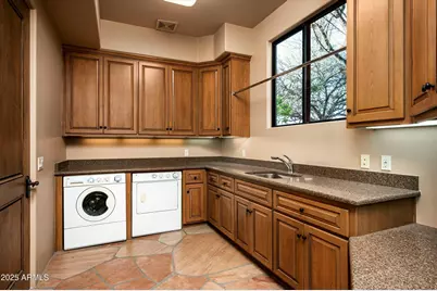 9889 E Hidden Valley Road, Scottsdale, AZ 85262 - Photo 34