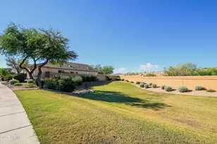 18478 N Canal Dr, Surprise, AZ 85374 - Photo 4