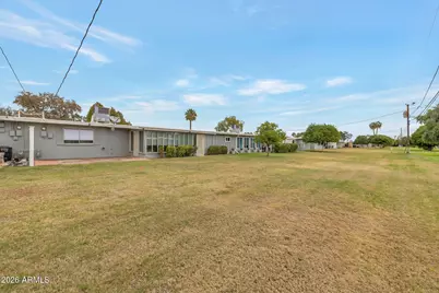 10829 W Abbott Avenue, Sun City, AZ 85351 - Photo 22