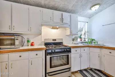 7302 W Peoria Avenue #74, Peoria, AZ 85345 - Photo 4