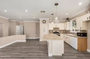 9141 W Yukon Dr, Peoria, AZ 85382 - Photo 16