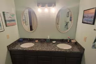 8742 W Wethersfield Rd, Peoria, AZ 85381 - Photo 14