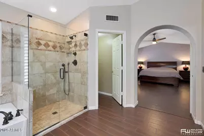 8742 W Wethersfield Road, Peoria, AZ 85381 - Photo 16