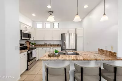 123 N Washington Street #22, Chandler, AZ 85225 - Photo 1