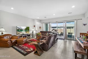 866 W Flatiron Trail W, Apache Junction, AZ 85120 - Photo 10