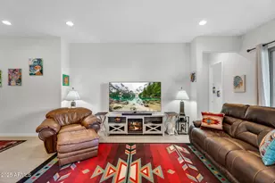 866 W Flatiron Trail W, Apache Junction, AZ 85120 - Photo 12