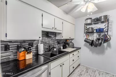 10161 W Thunderbird Boulevard, Sun City, AZ 85351 - Photo 14