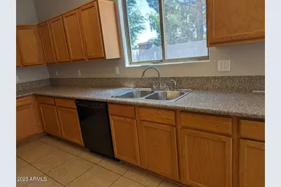 1209 S Roger Way, Chandler, AZ 85286 - Photo 2