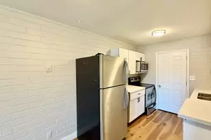 6044 N 21st Ave, Phoenix, AZ 85015 - Photo 2