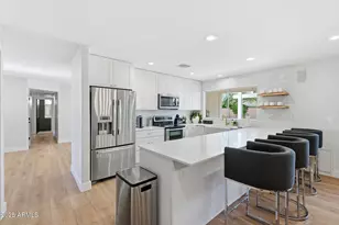 6113 E Gelding Dr, Scottsdale, AZ 85254 - Photo 6