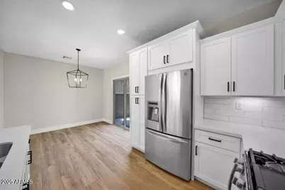 3941 E Cat Balue Drive, Phoenix, AZ 85050 - Photo 10