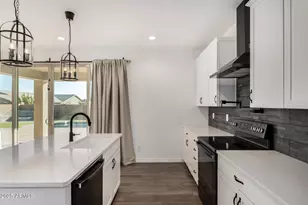 1667 E Joelle Dr, Casa Grande, AZ 85122 - Photo 8