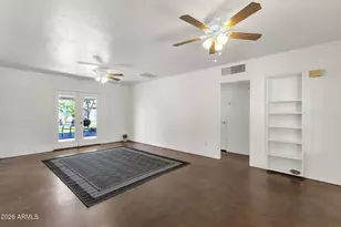 2208 E Earll Dr, Phoenix, AZ 85016 - Photo 6