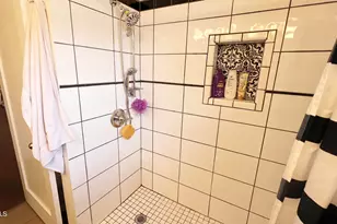 2208 E Earll Dr, Phoenix, AZ 85016 - Photo 6