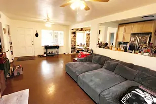 2208 E Earll Dr, Phoenix, AZ 85016 - Photo 4