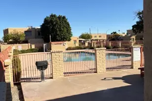 948 S Alma School Rd, Mesa, AZ 85210 - Photo 24