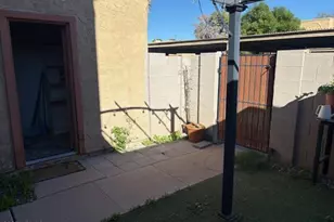 948 S Alma School Rd, Mesa, AZ 85210 - Photo 4